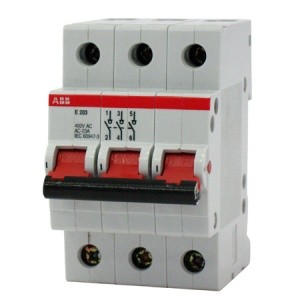Рубильник 3п E203r 125А рычаг кр. ABB 2CDE283001R0125 Рубильник 3п E203r 125А рычаг кр. ABB 2CDE283001R0125