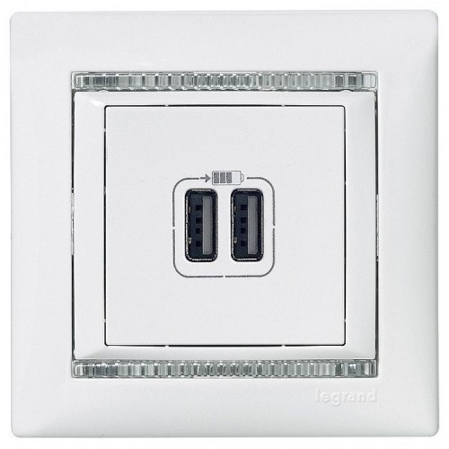 Розетка USB двойная Legrand Valena 240V/5V 2400mA белая 770470