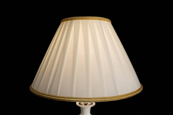 Настольная лампа Arte Lamp Veronika A2298LT-1CC