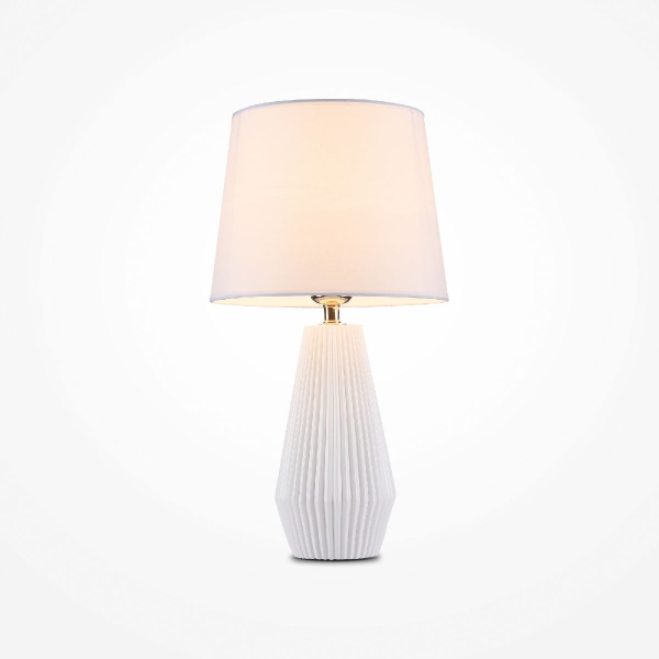 Настольная лампа Maytoni Calvin Table Z181-TL-01-W
