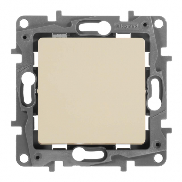 Переключатель одноклавишный промежуточный Legrand Etika 10A 250V белый 672209