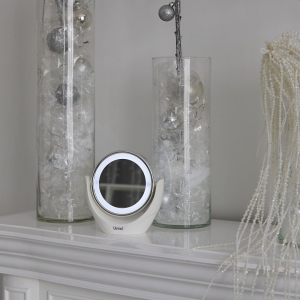 Зеркало с подсветкой (UL-00005246) Uniel TLD-592 White/LED/13Lm/6000K/3АА