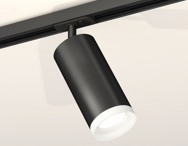 Комплект трекового светильника Ambrella Light Track System XT7402111 (A2537, C7422, A2011, C7402, N7165)