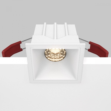 Maytoni DL043-01-10W3K-SQ-W