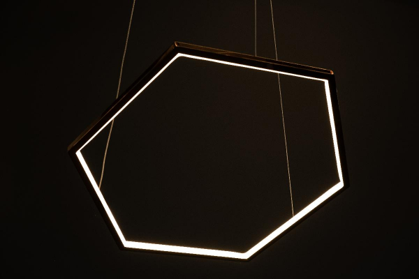 Подвесной светодиодный светильник Milosh tendence 0873CL-36PG