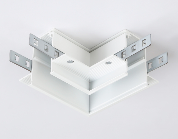 Коннектор угловой для шинопровода Ambrella Light Track System GL3352