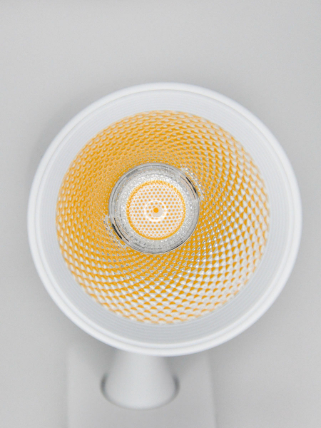 Трековый светильник Elvan ST-05R-20W-WW-Wh