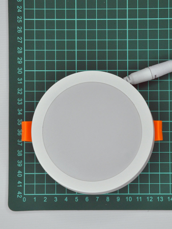 Elvan VLS-109R-18W-NH-Wh