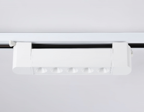 Трековый однофазный светильник Ambrella Light Track system GL6700