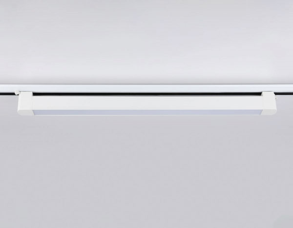 Трековый однофазный светильник Ambrella Light Track system GL6742