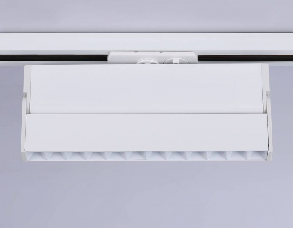 Трековый однофазный светильник Ambrella Light Track System GL6815