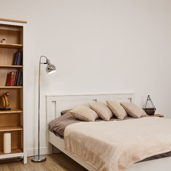 Торшер Uniel UML-T702 E14 SILVER+ UL-00010957