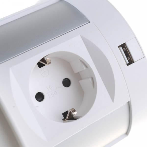 Блок розеток 107J (4 секции, 2 USB и RJ-45) Mebax 00-00001172