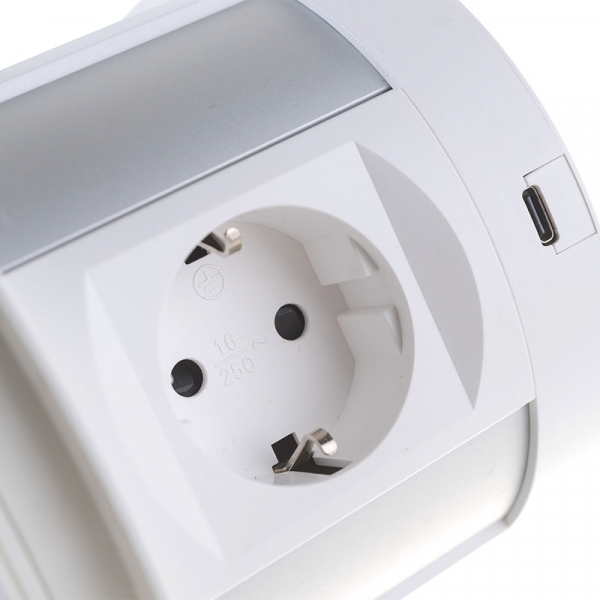 Блок розеток 107J (4 секции, 2 USB А + 2 USB С) Mebax 00-00001171