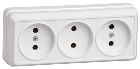 Розетка 3-м ОП Октава 10А IP20 без заземл. бел. GENERICA ERO30-K01-10-DC