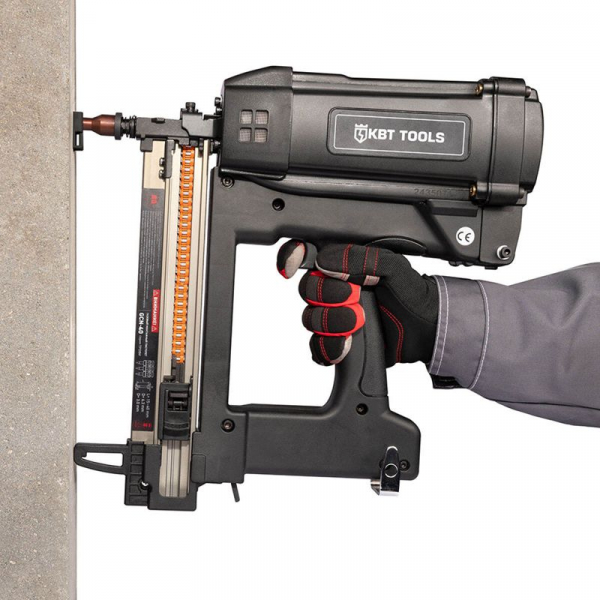 Площадка монтажная под пистолет усиленная ПМОп 29х20 черн. (уп.100шт) Fortisflex 89485