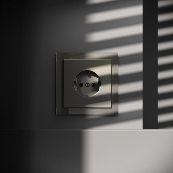 Розетка 1-м СП S70 16А с заземл. механизм шелк Voltum VLS040104