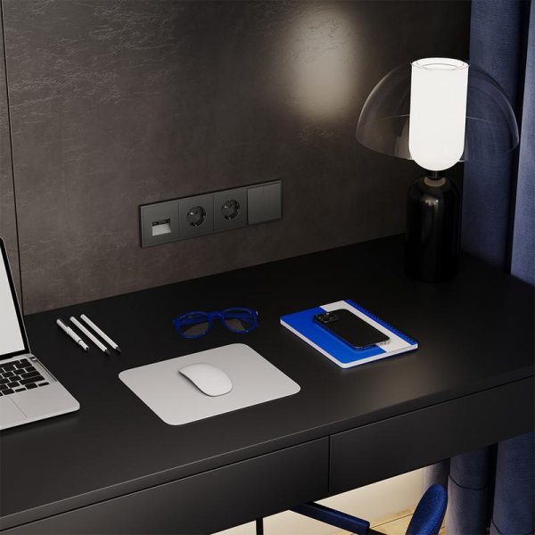 Розетка 1-м СП S70 16А с заземл. защ. шторки механизм титан Voltum VLS040206