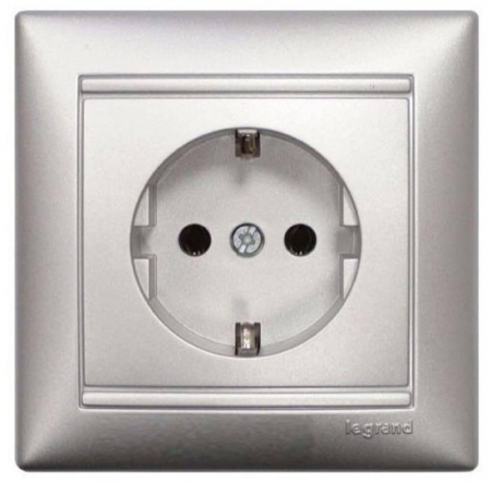 Розетка 2К+3 Legrand Valena 16A 250V с/з алюминий 770123