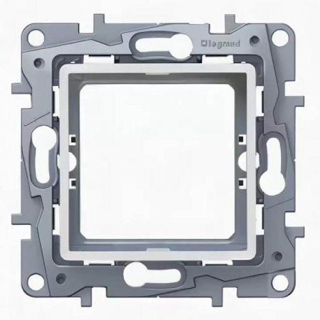 Адаптер для механизма Mosaic Legrand Etika 672289